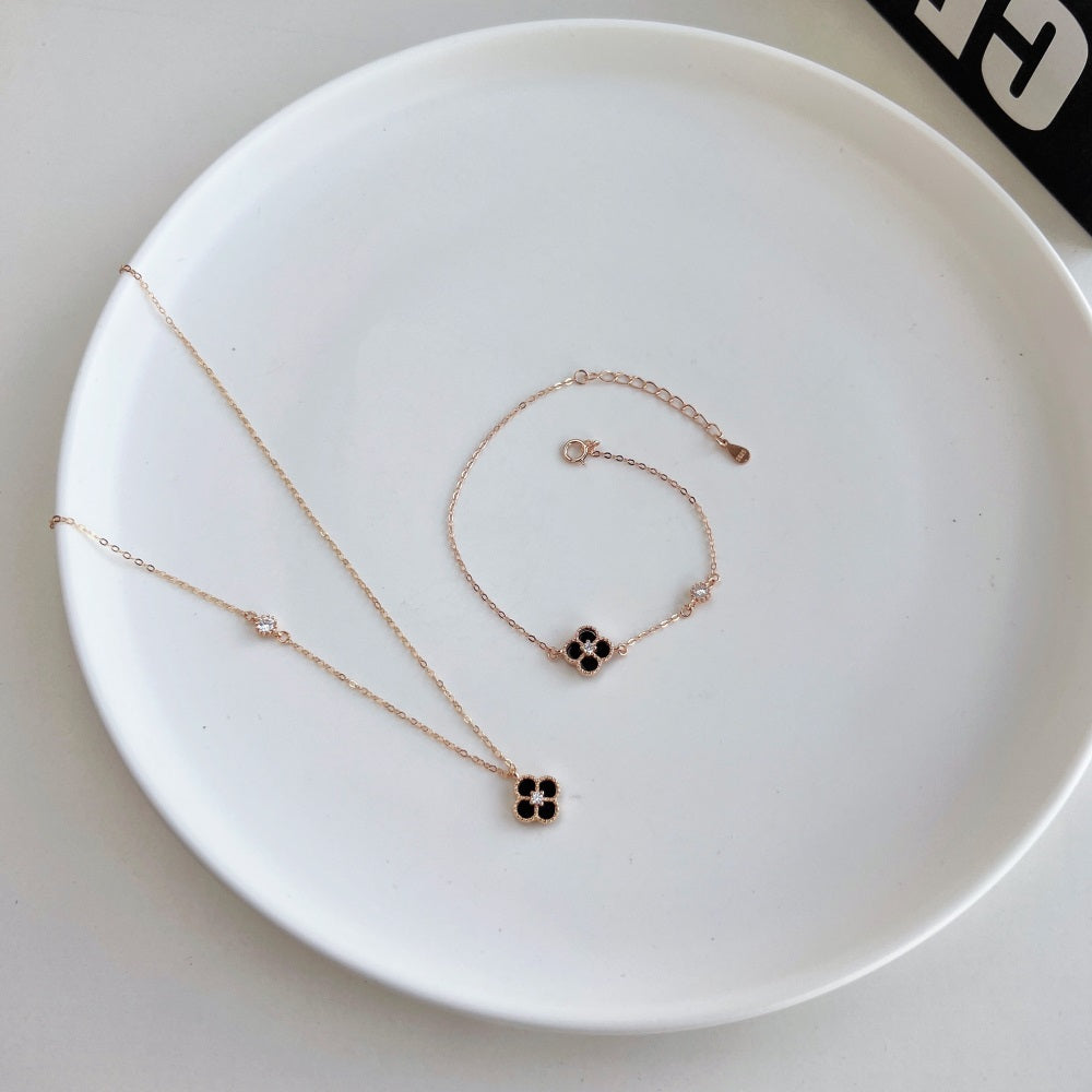 'Esme' Rose Gold/Black Clover Necklace