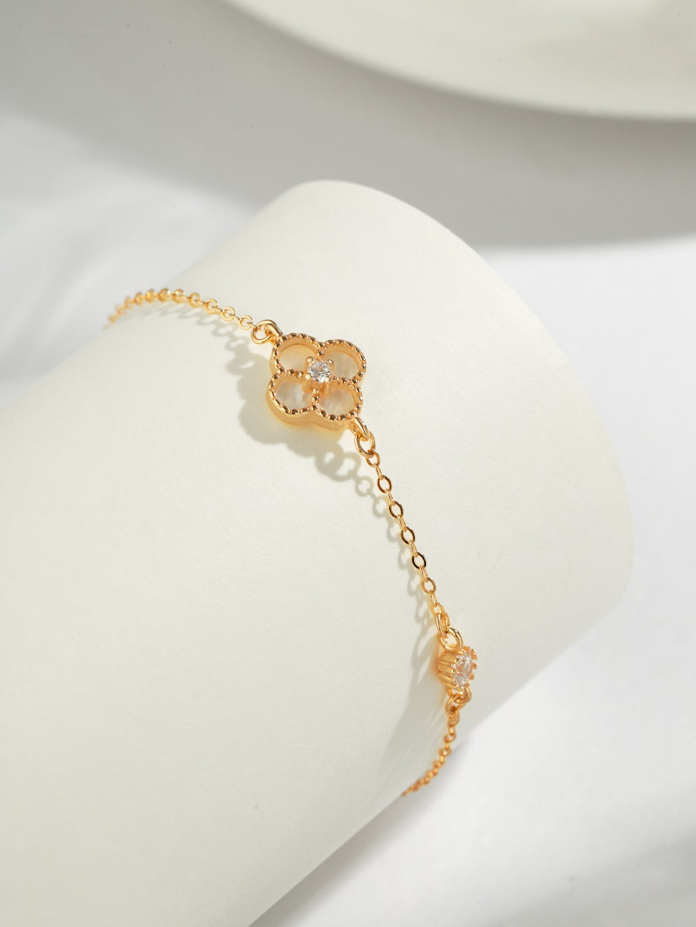 'Esme' Rose Gold/White Clover Bracelet